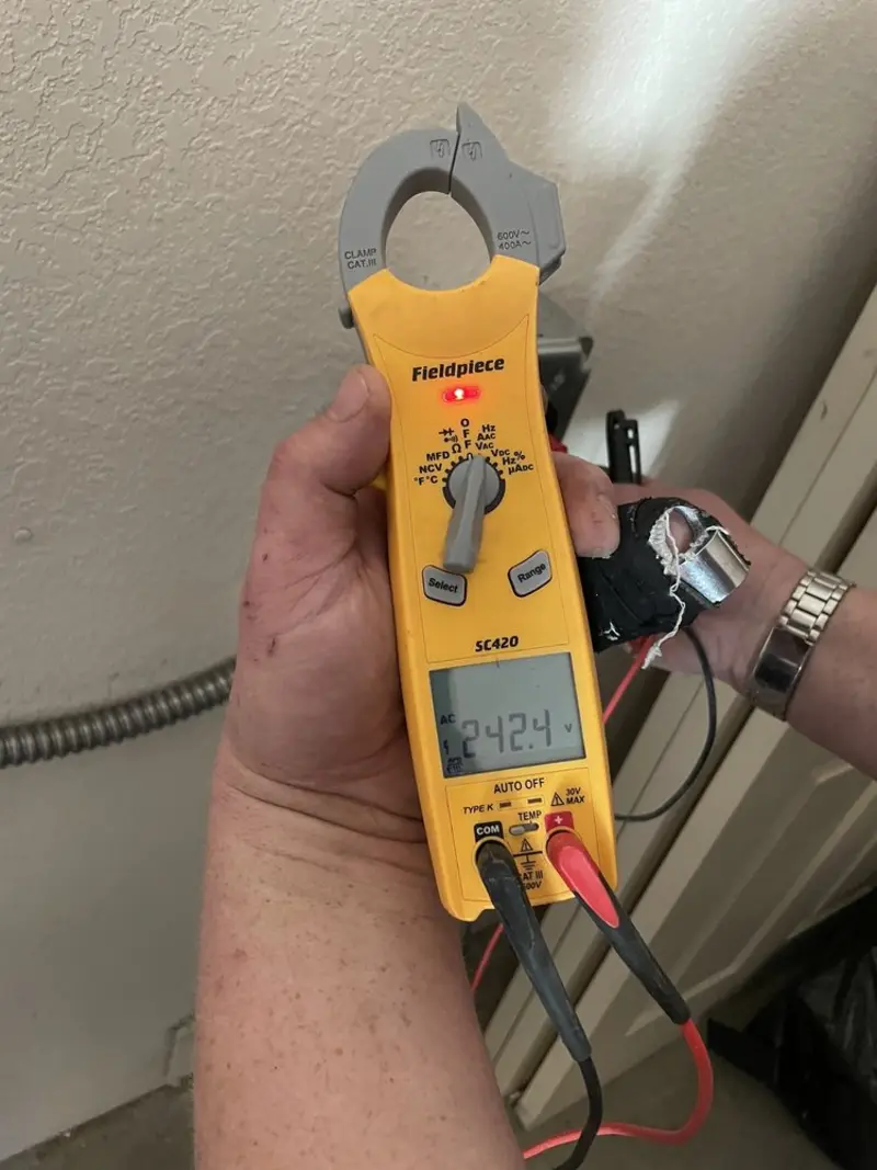 Voltage testing with clamp meter during Generator Installation in Pixley